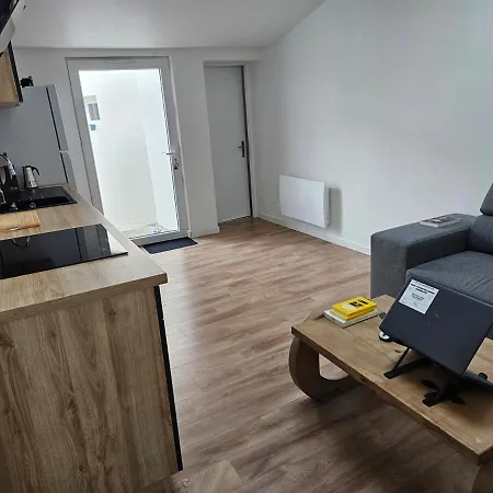 Apartment T2 La Paix Avec Terrasse Privee